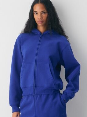 Aritzia Cozy Sweatfleece Perfect Zip Hoodie